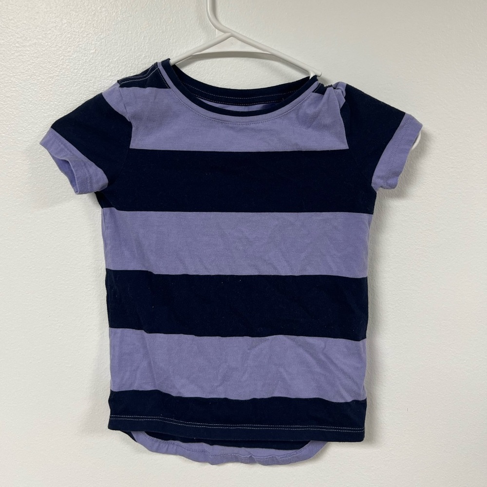 Old Navy Black and Purple Kids Tee!